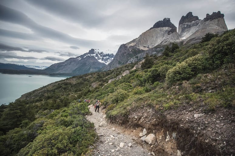 Cuernos to EcoCamp Trek