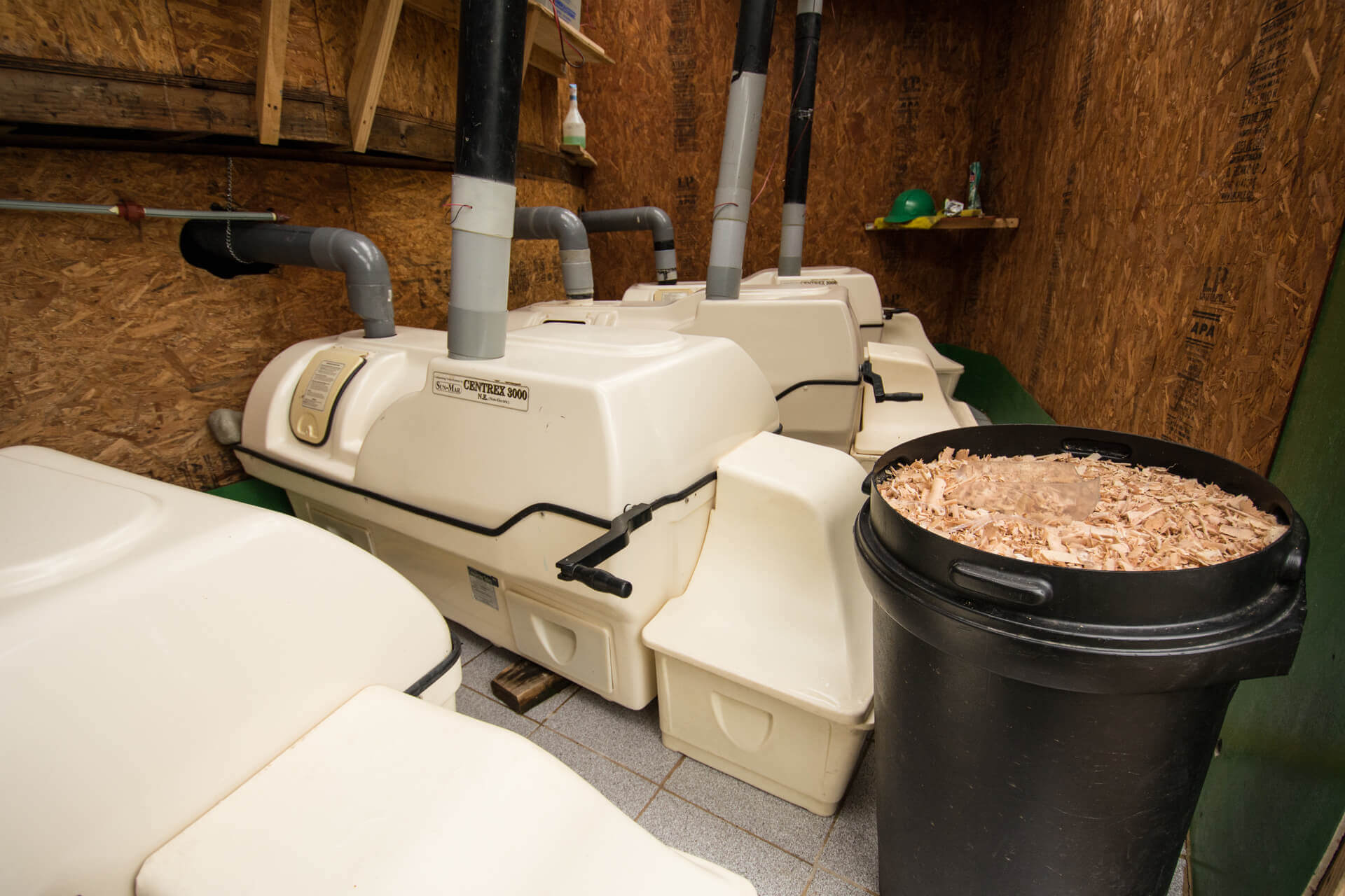 Composting chambers