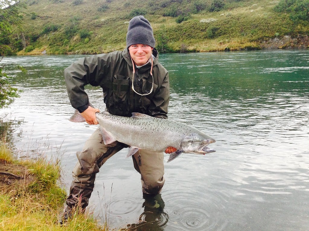 Fishing the Patagonian salmon