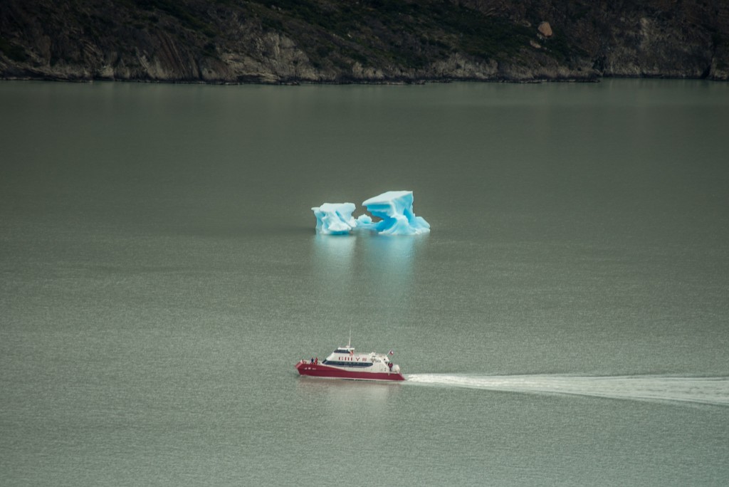 boat in  Glacier Grey patagonia