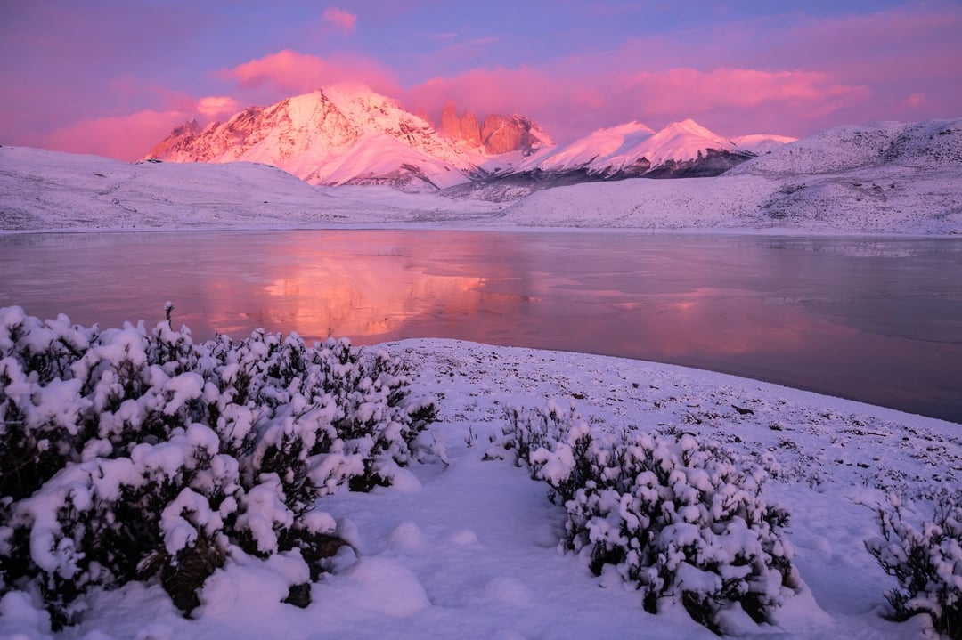 Laguna Amarga under the snow
