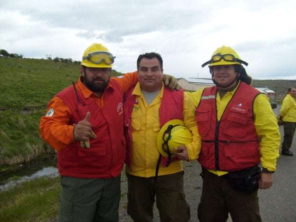 Luis Miguel Villaroal (center) and his coworkers in Torres del Paine