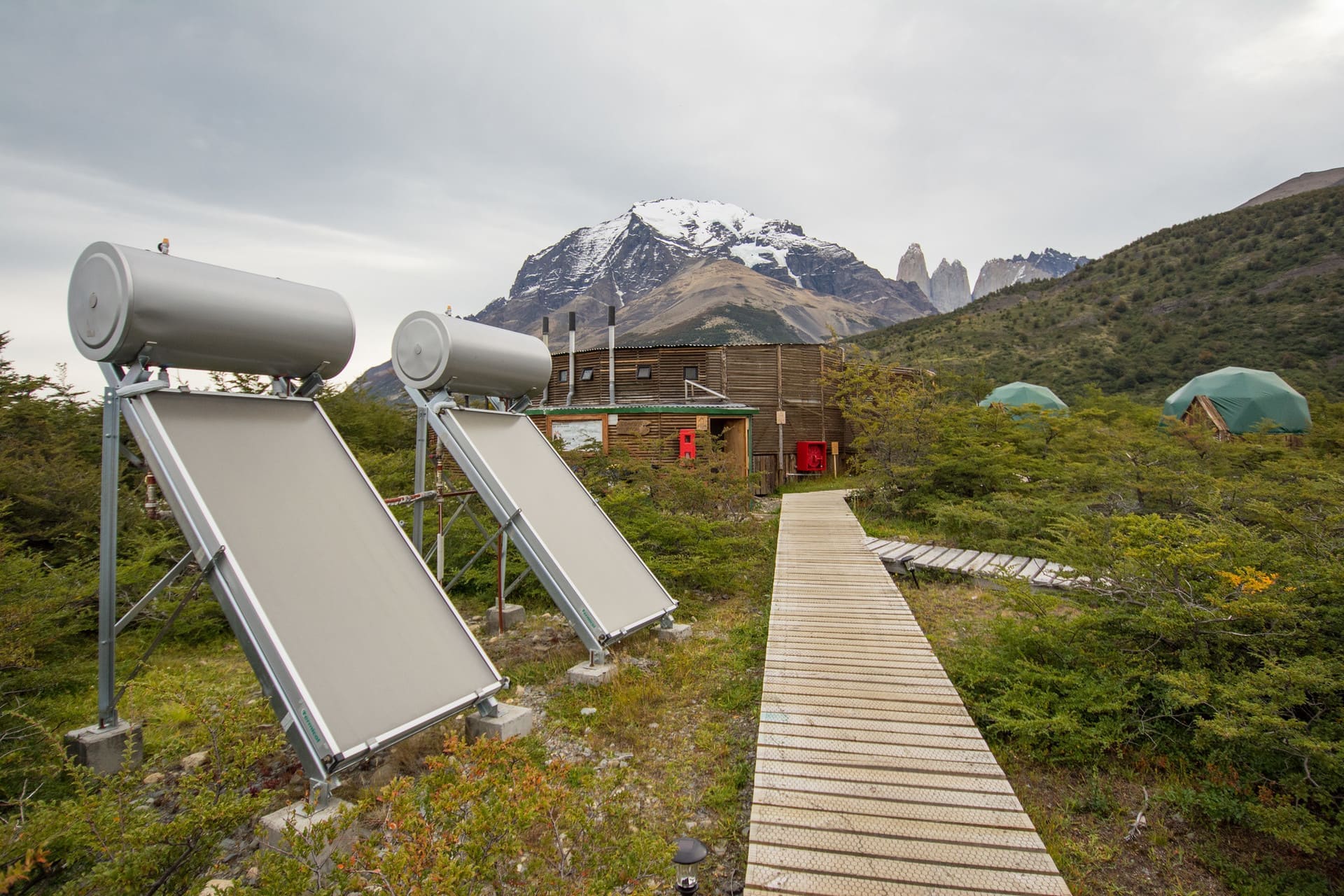 Paneles solares en EcoCamp