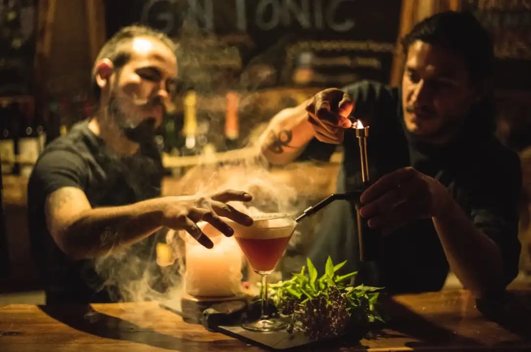 Bar Dome Cocktail-Webp